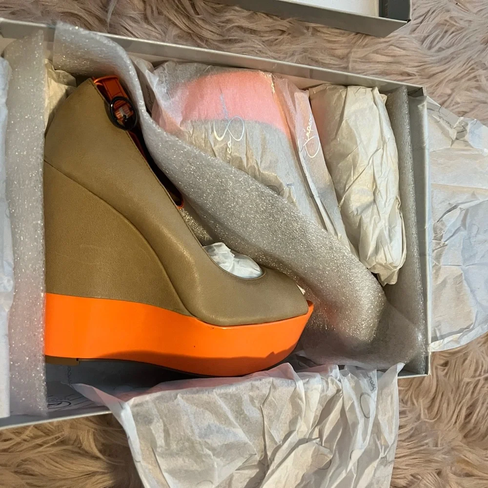 Jessica Simpson shoe - Picture 3 of 8